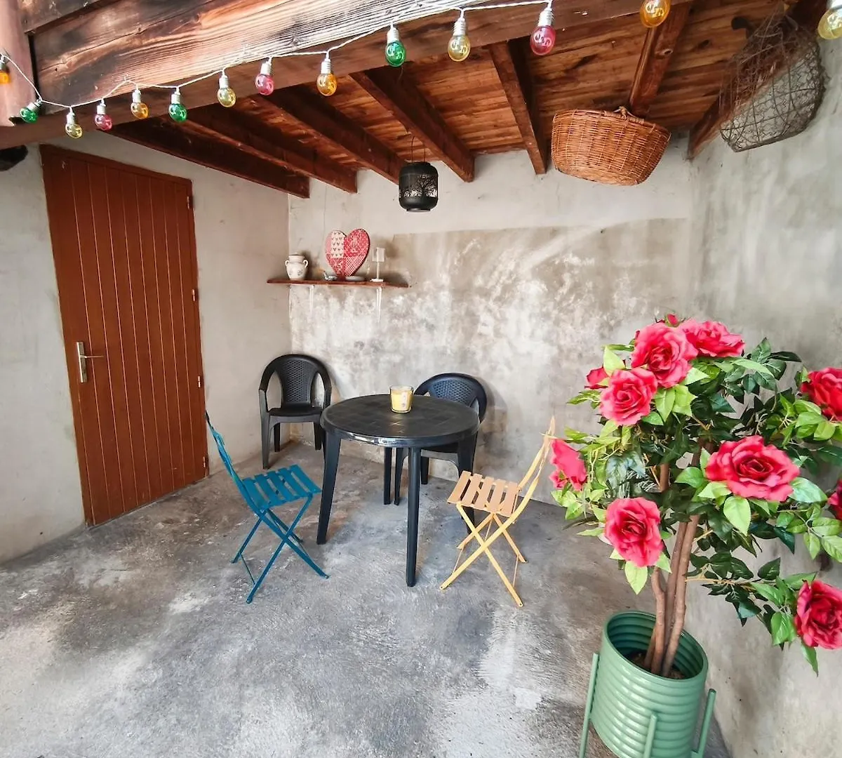 Holiday home Maison Chaleureuse Dans La Drome Saint-Uze